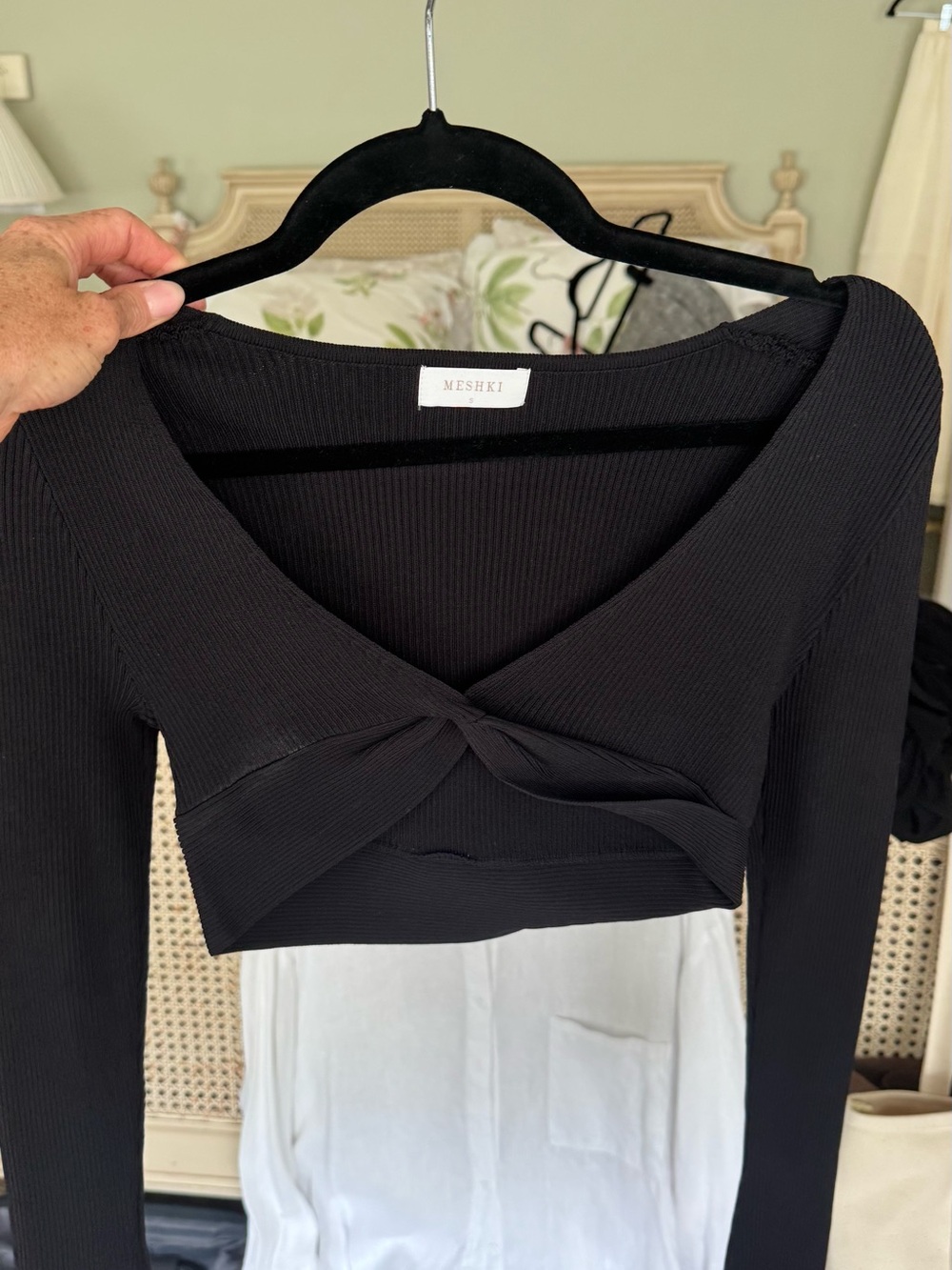Meshki Black Twist-Front Ribbed Long-Sleeve Crop Top